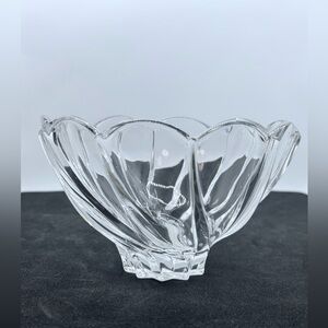 Marquis By Waterford "Windflower" 6" Scalloped Bowl